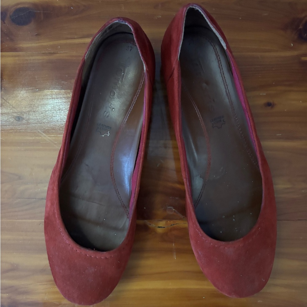 Classic Red Flats with Suede Finish